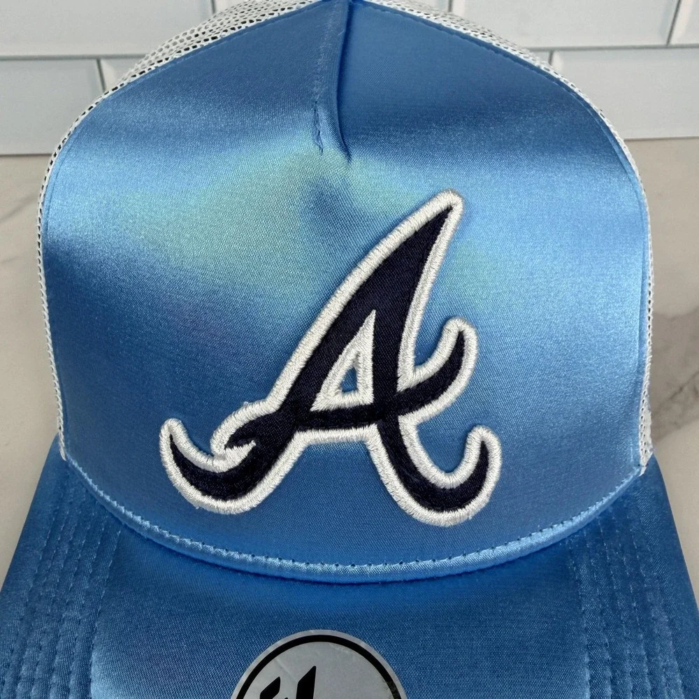 Atlanta Braves Trucker‎ Satin Hat Cap Snap Back Womens Baseball 47 Offside NWOT